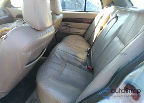 2010 Mercury Grand Marquis Ls (Fleet Only) from USA, damaged, VIN 2MEBM7FV8AX626227